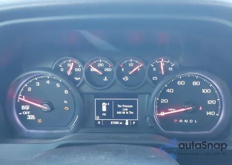 2022 Chevrolet Silverado 1500 2Wd Short Bed Custom z USA, uszkodzony, nr VIN 1GCPABEK4NZ643391